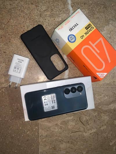 Tecno spark 40 pro plus