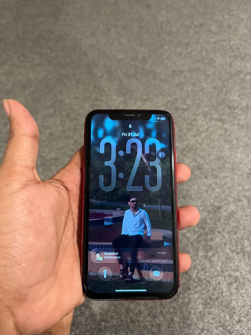 Apple iPhone 11 0