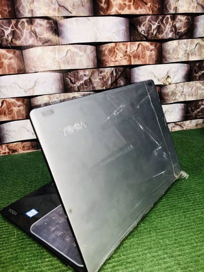 LENOVO YOGA