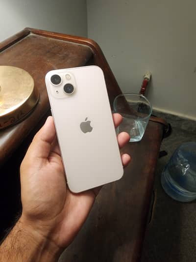 Apple iPhone 13 lush condition