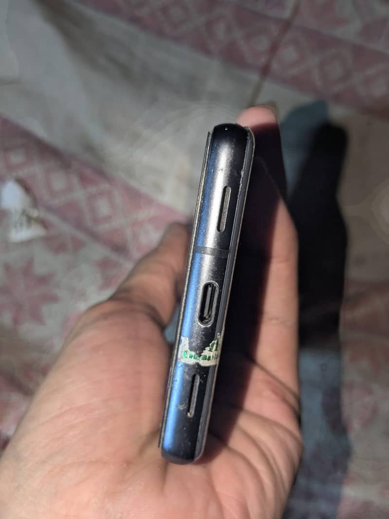 Google Pixel 7a 3