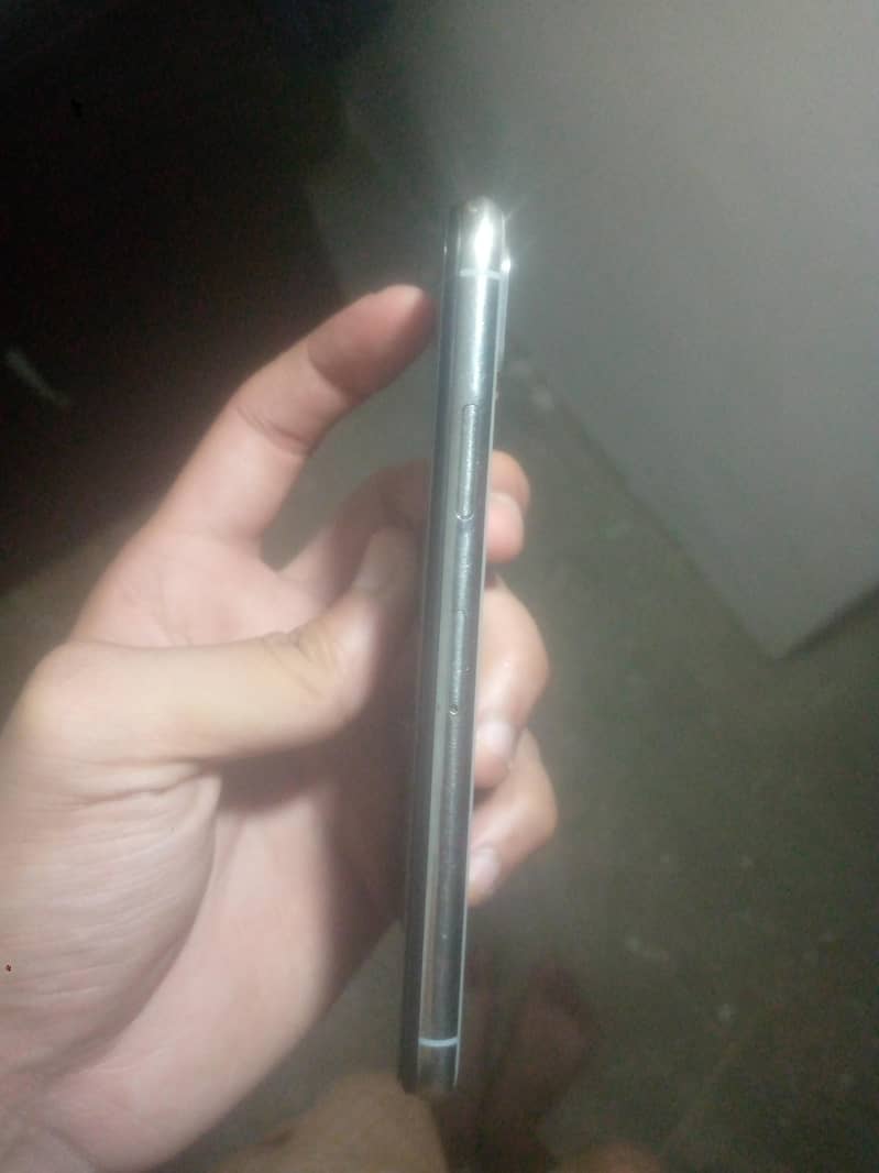 Apple iPhone X 1