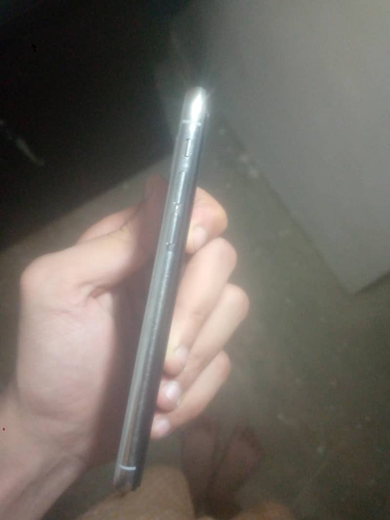Apple iPhone X 2