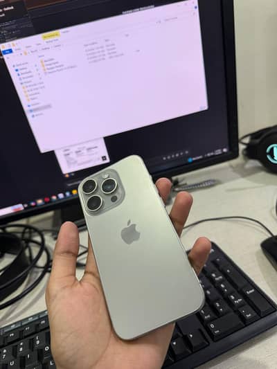 Apple iPhone 15 Pro