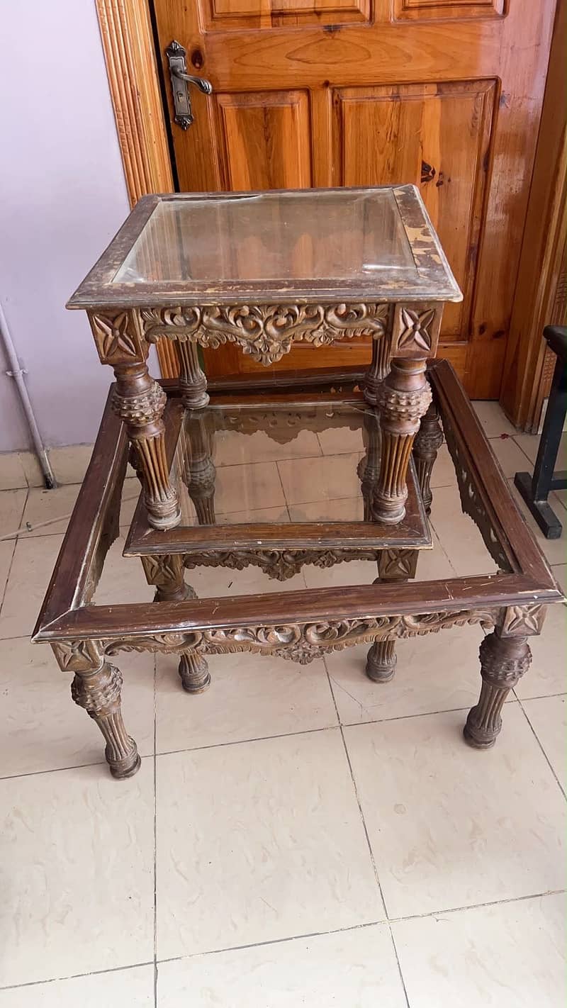 Tables 0