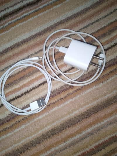 iphone Charger Available 03134440345