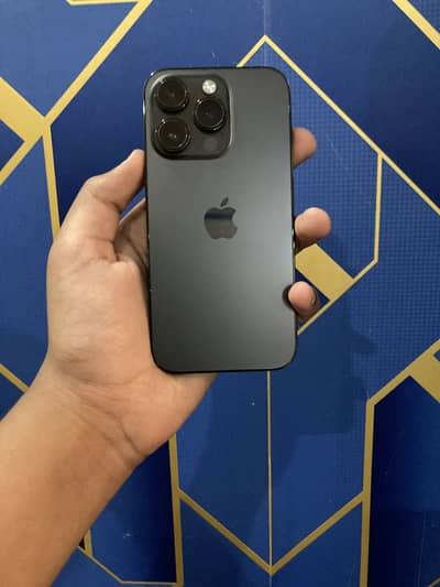 iPhone 14 Pro water pack