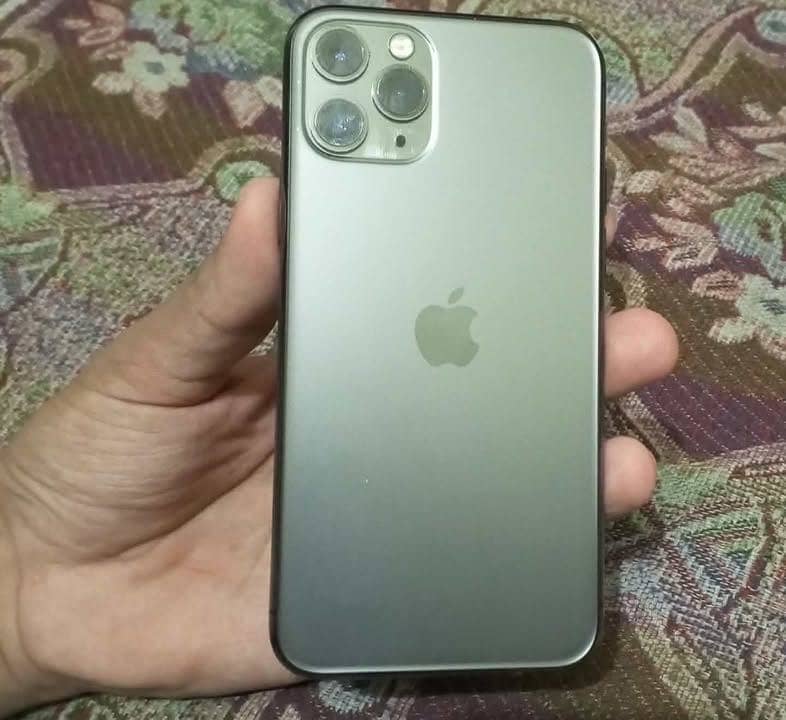 Apple iPhone 11 Pro 1