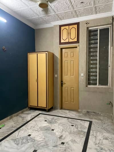 Saprit upper poction available for rent in shalley valley range road Rwp