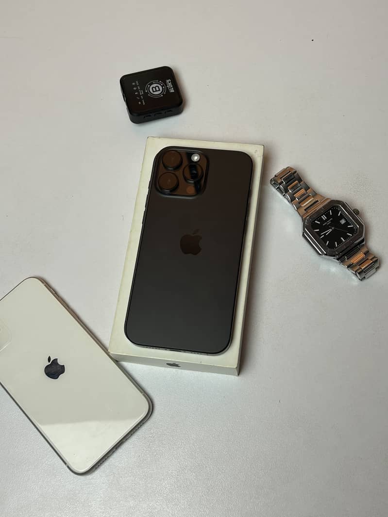 Apple iPhone 16 Pro Max 5
