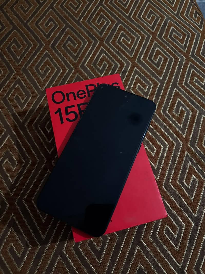 One Plus 15R 1