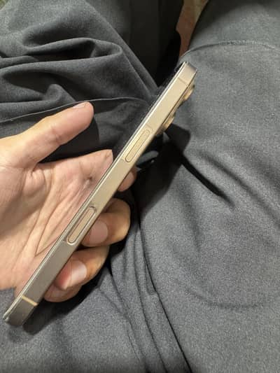 Iphone 16 pro 512 pta approved