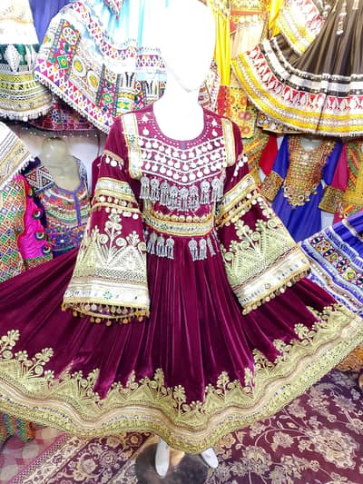 frock available in krinkle and walvet