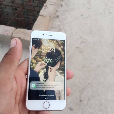 Apple iPhone 8