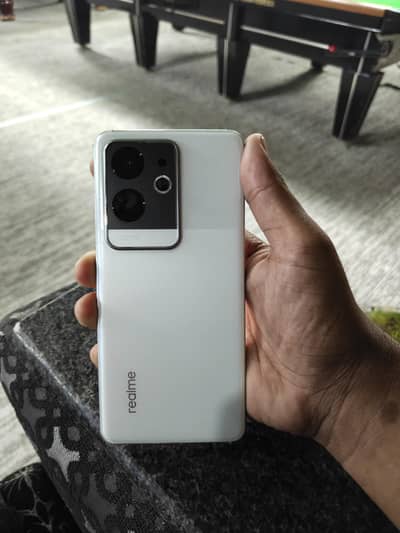 Realme GT 6