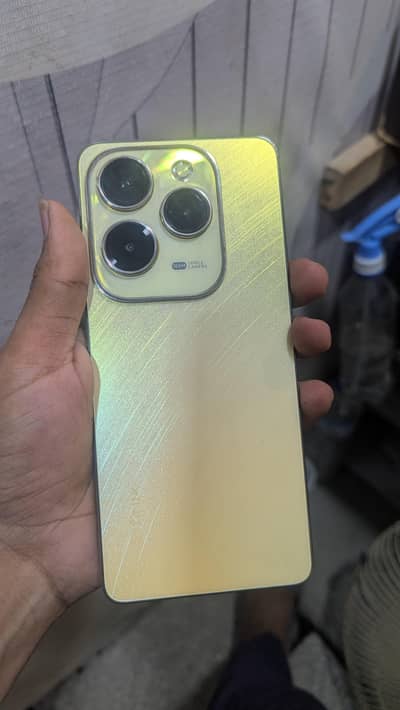 Infinix Hot 40 Pro 8+8±⁵GB 256GB
