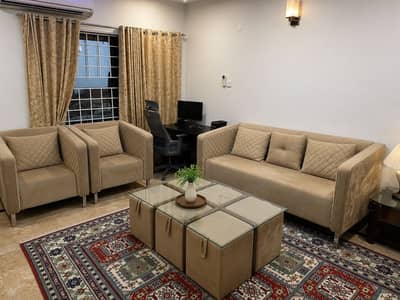 7 seater sofa only 5 months used