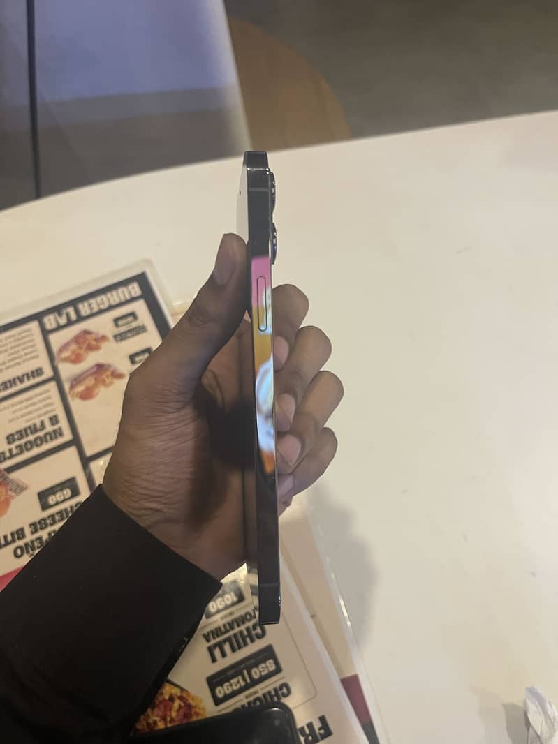 Apple iPhone 12 Pro Max 5