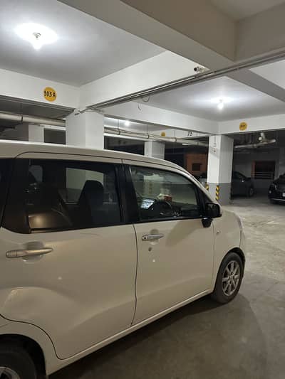 Daihatsu Move 2015