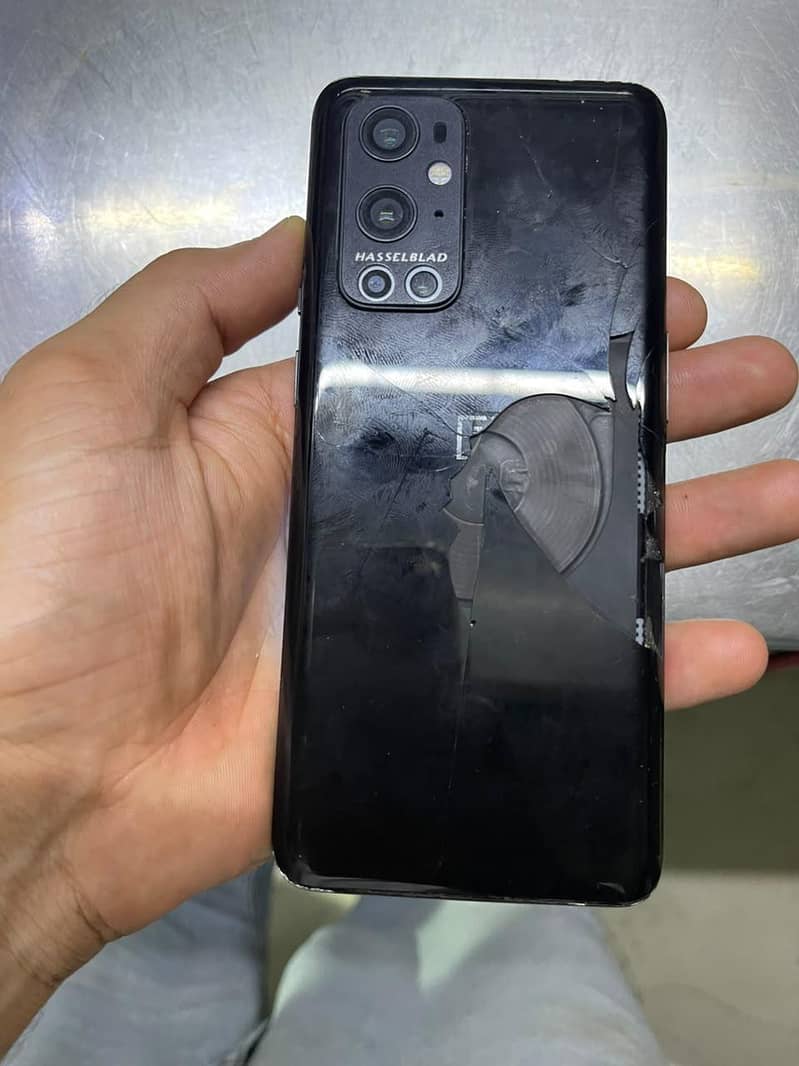 One Plus 9 Pro 5g 1