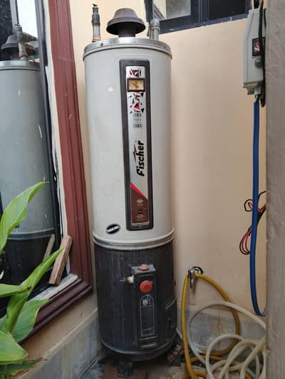 Fischer 35 Gallon Gas Geyser – Excellent Condition – Heavy Duty