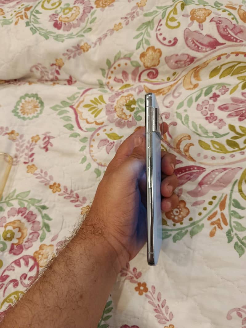 Google Pixel 8 Pro 3