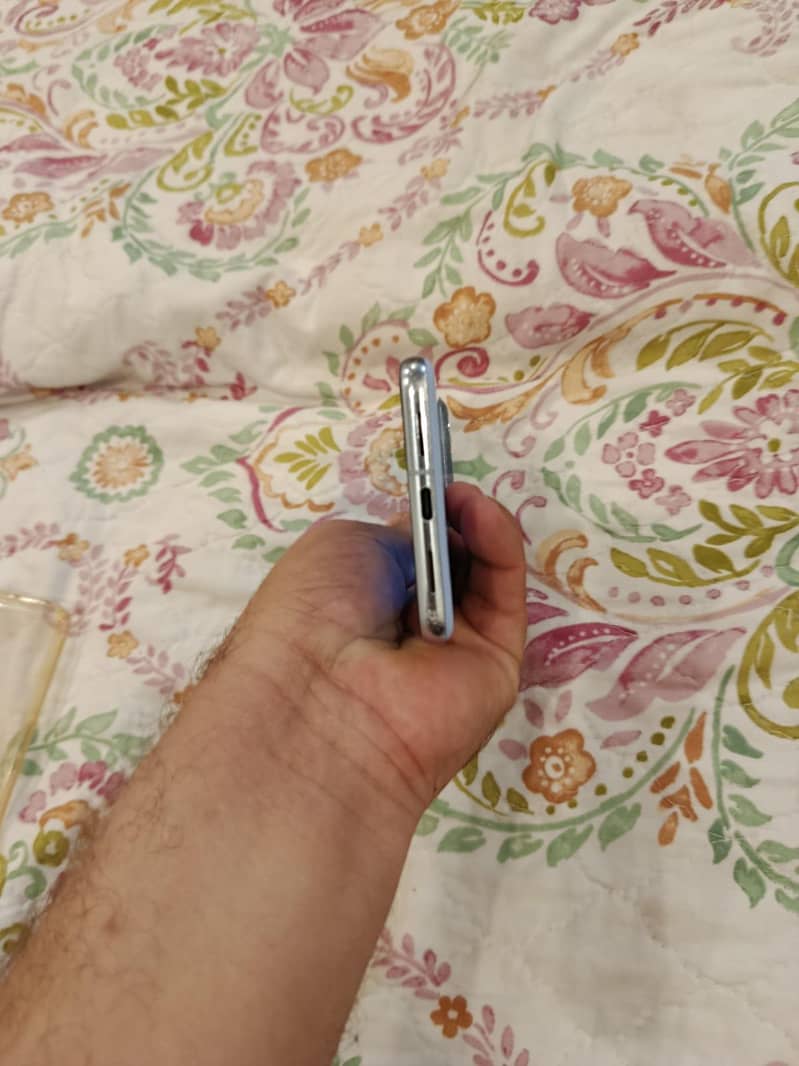 Google Pixel 8 Pro 4