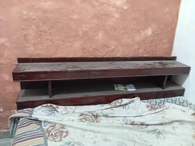 Queen bed