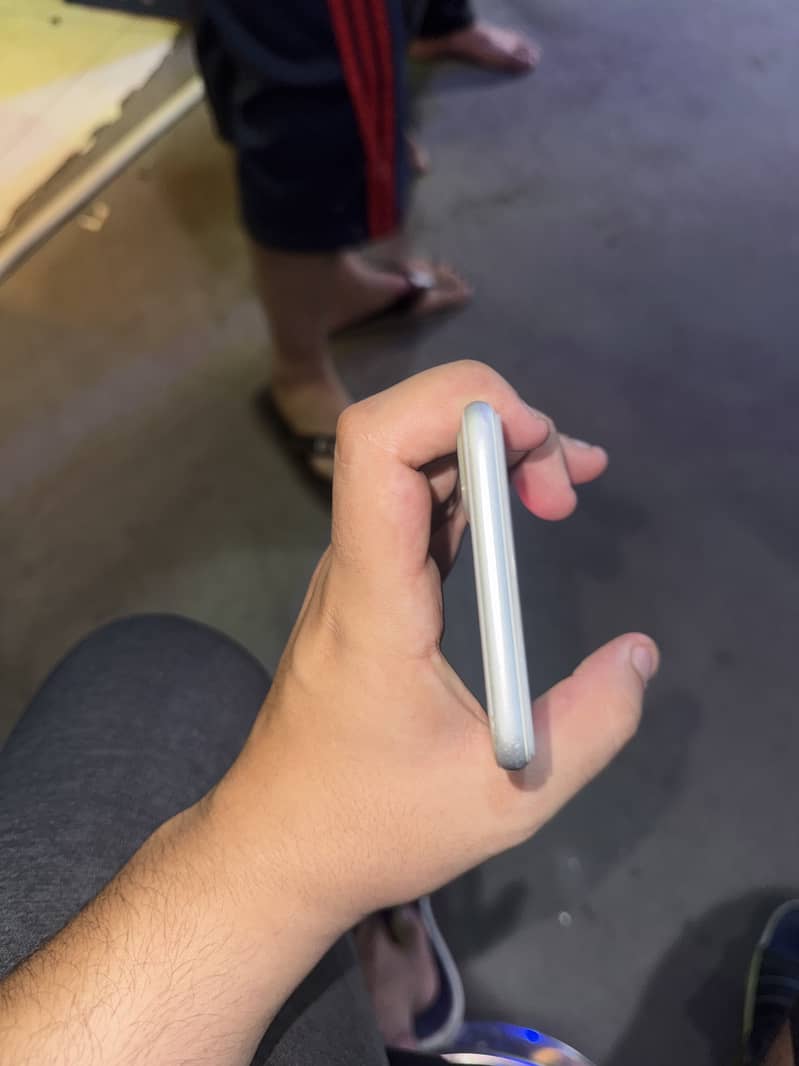 Apple iPhone 7 Plus 3