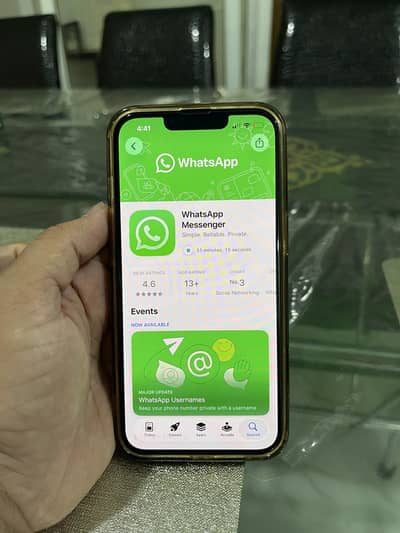 Apple iPhone 13