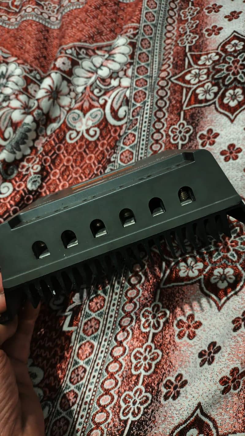 solar charger controller 1