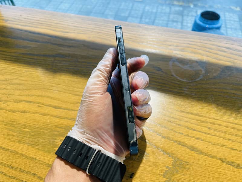 Apple iPhone 12 Pro 0
