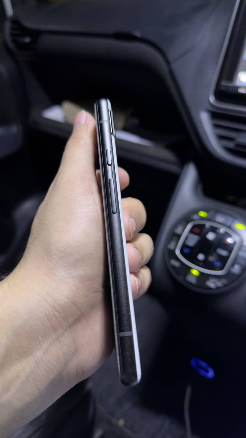 Google Pixel 6a 5