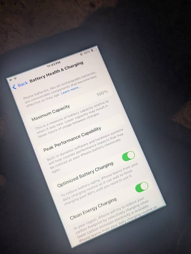 Iphone se 3 3