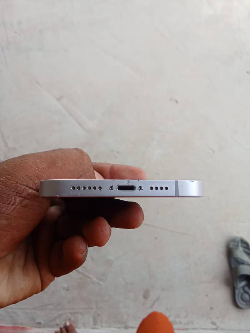 Apple iPhone 14 plus 5