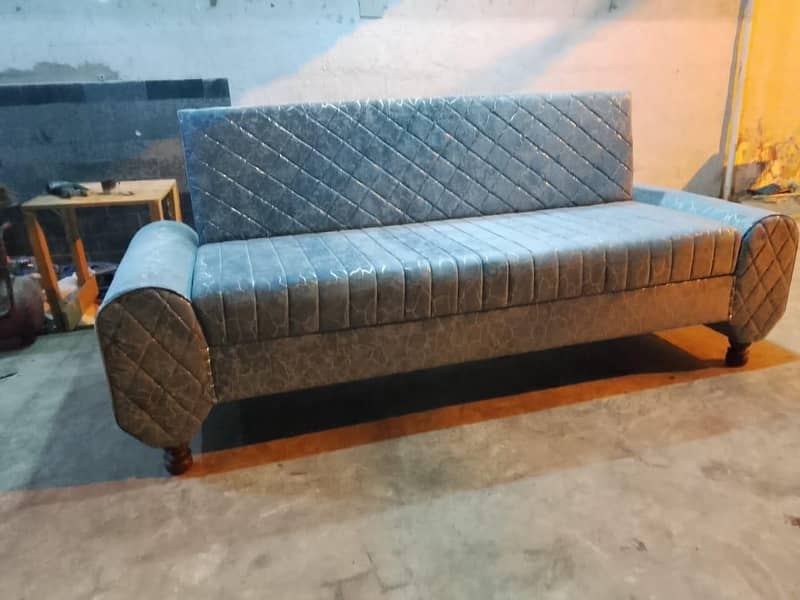 Sofa + cumbed 11