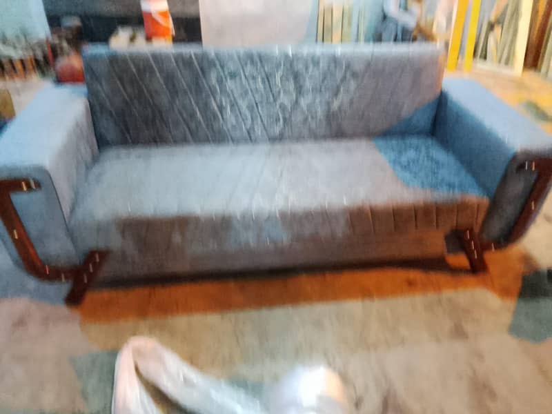 Sofa + cumbed 18