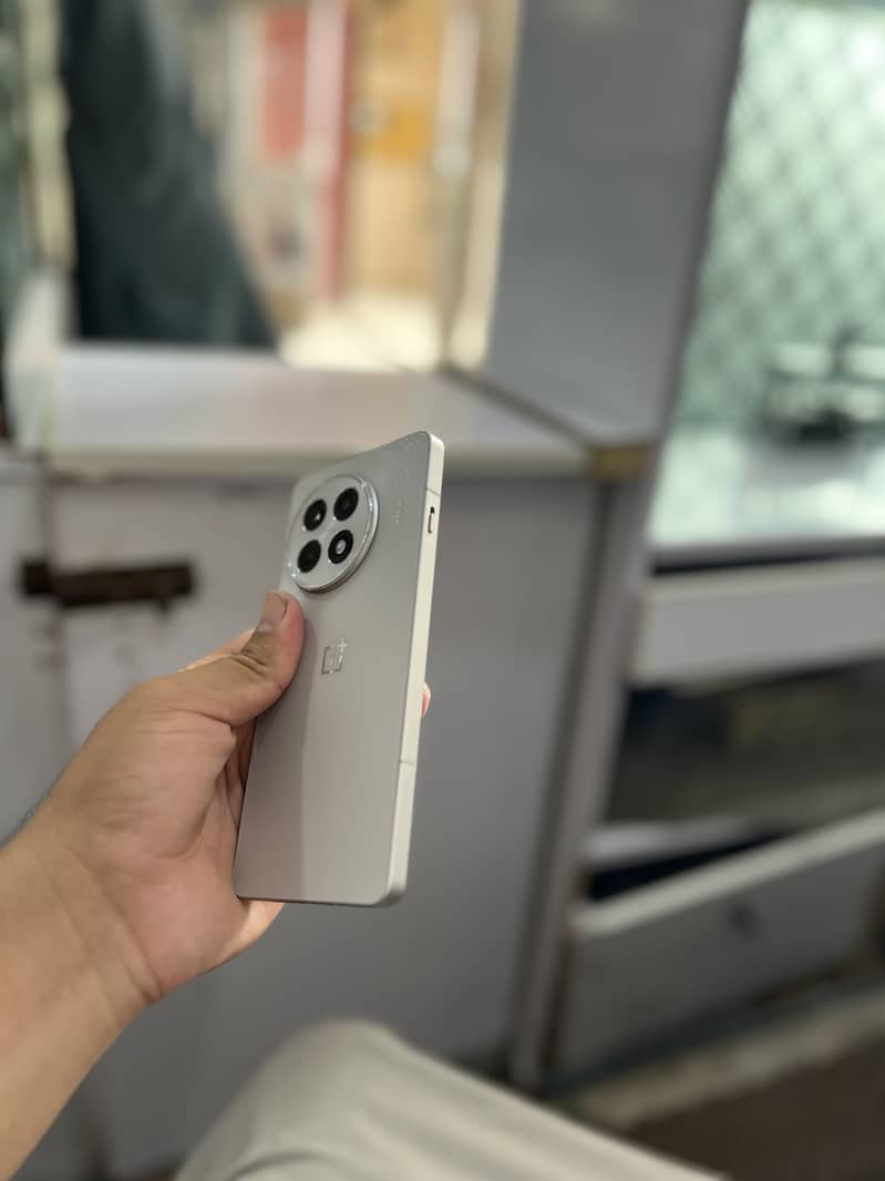 One Plus 13R 3