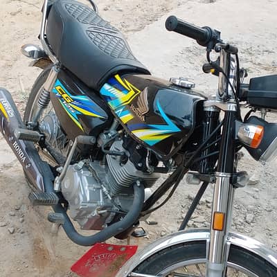 cg 125 3 month used condition new no any falt