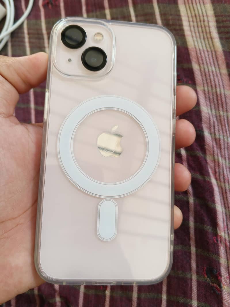 Apple iPhone 13 0