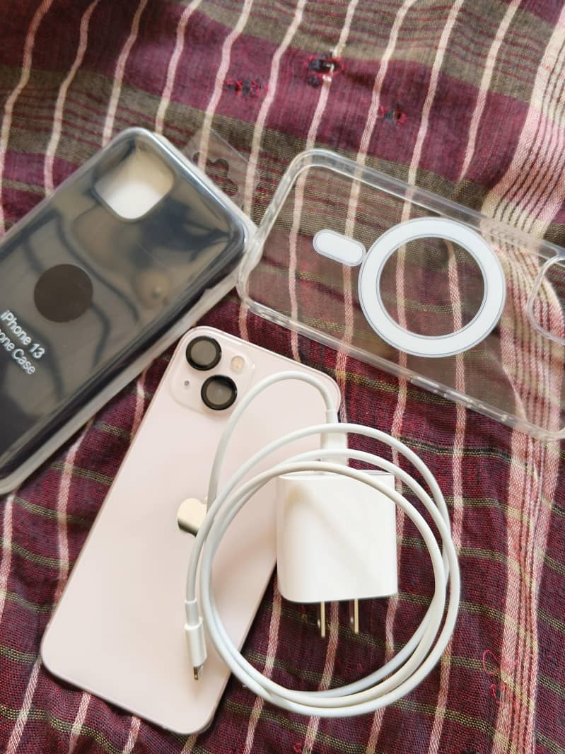 Apple iPhone 13 6