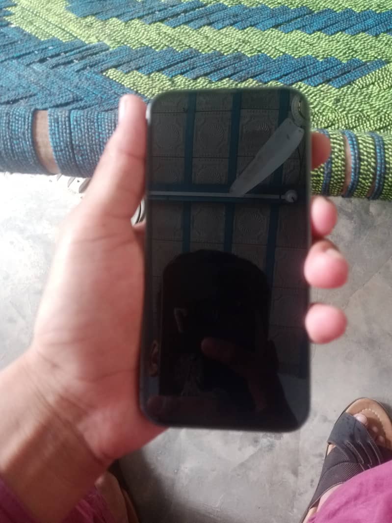 Apple iPhone 13 Pro 1