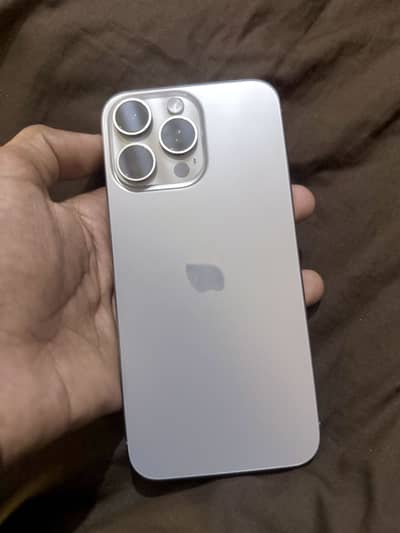 Apple iPhone 15 Pro Max