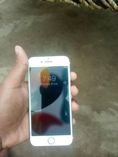 Apple iPhone 7