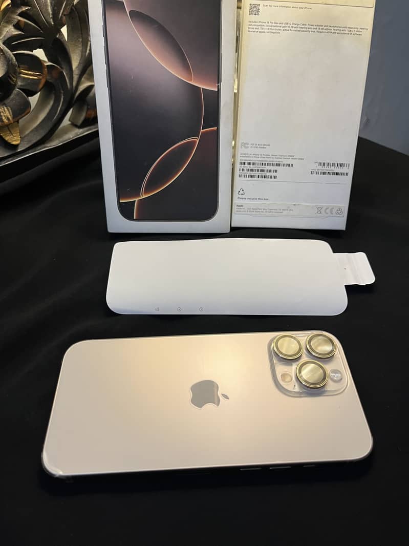Apple iPhone 16 Pro Max 6