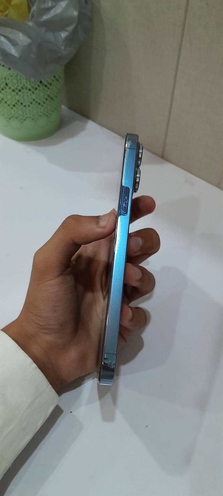Apple iPhone 13 Pro Max 0