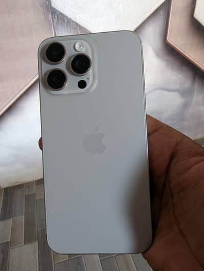 Apple iPhone 15 Pro Max