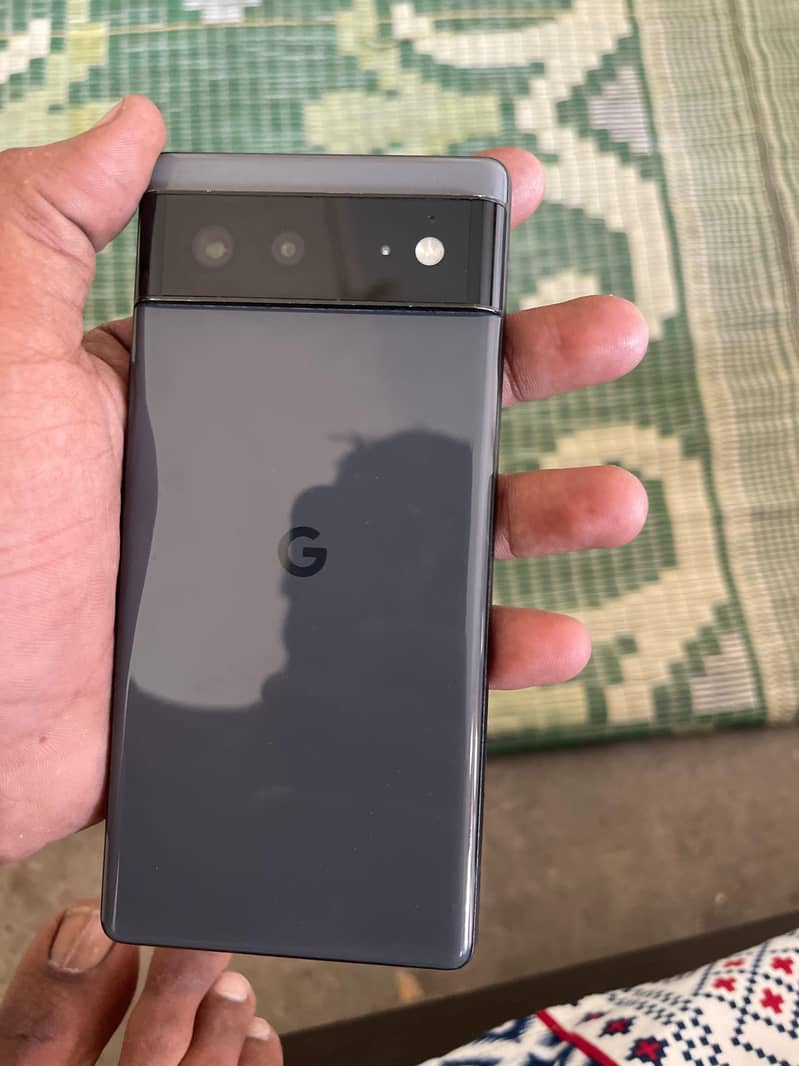 Google Pixel 6 4