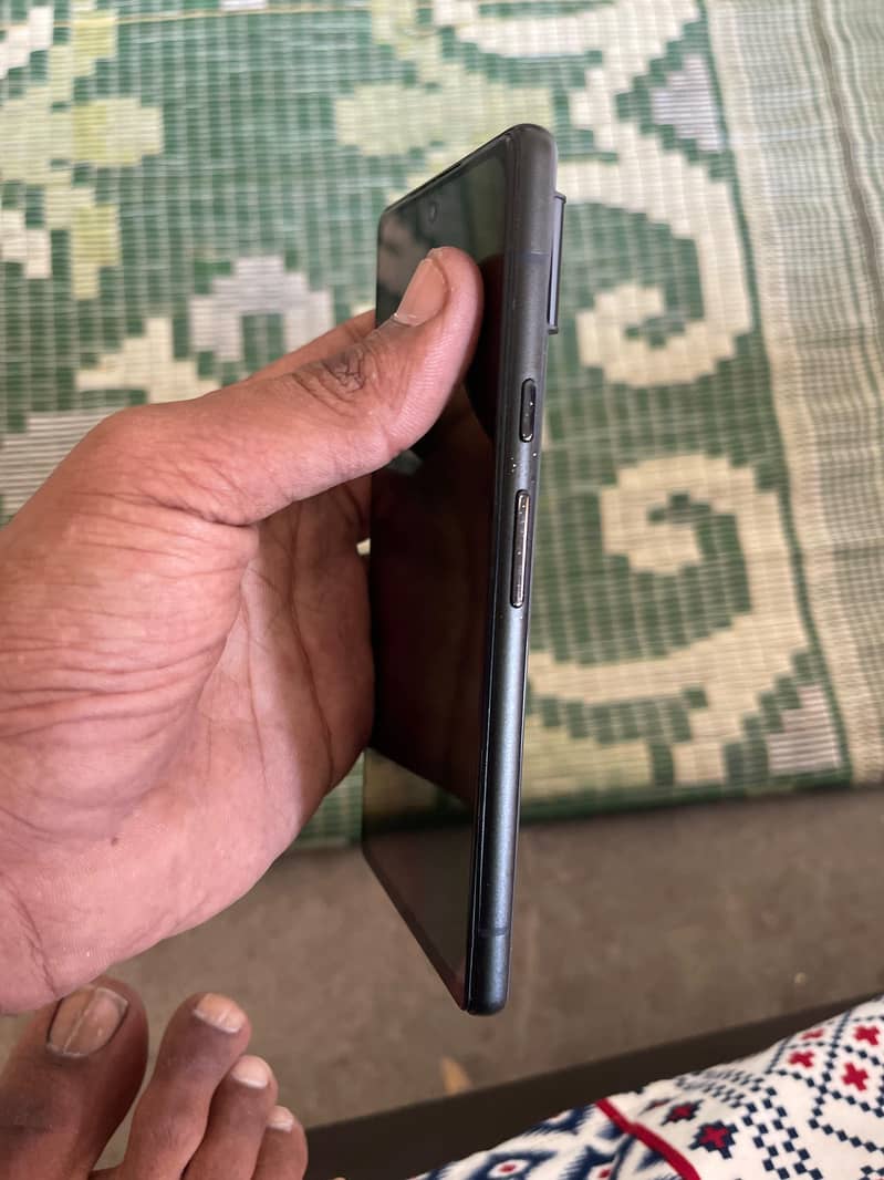 Google Pixel 6 5