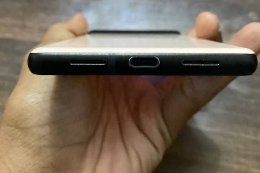 Google Pixel 6 4